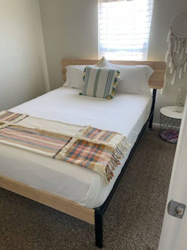 4 bedroom// 2 bathroom house on the Mesa!!... Rental House Rental in