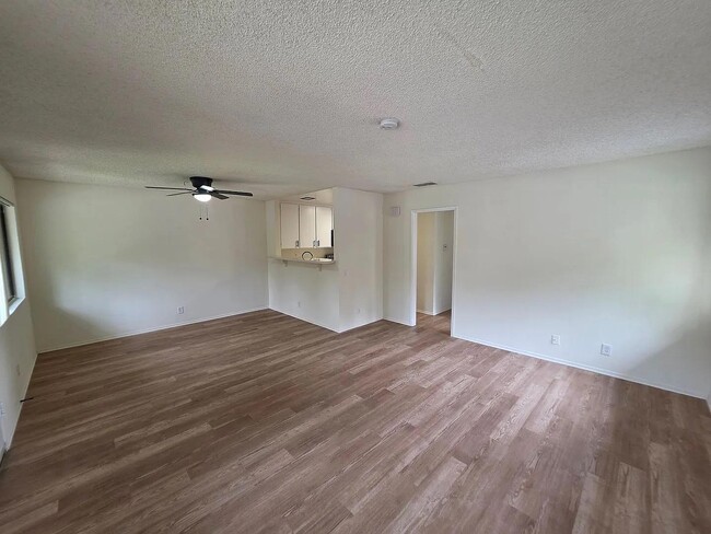 Photo - 26257 Hillsford Pl