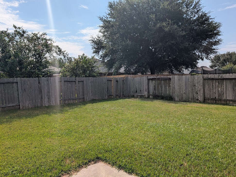 Photo - 21383 Village Crossing Ln