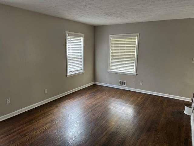 Photo - 1307 Lorenzo Dr SW