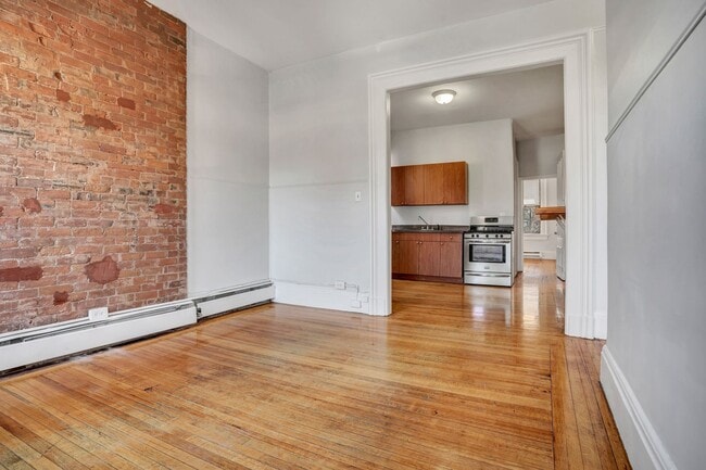 Photo - 33-35 Howe Street