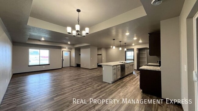 Photo - Modern 3-Bedroom Home with Convenience & S...