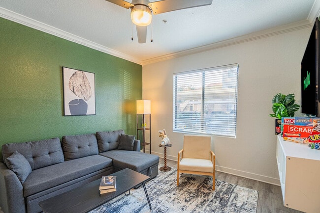 Photo - 2155 S 55th St Unidad ID1386549P