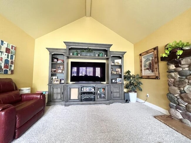 Photo - 2035 Quartzridge Dr