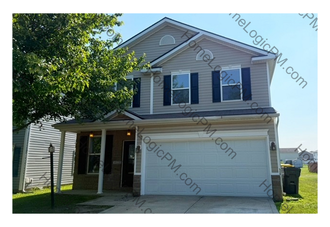 Building Photo - EAST SIDE 4 BEDROOM NEWER HOME AVAILABLE NOW!
