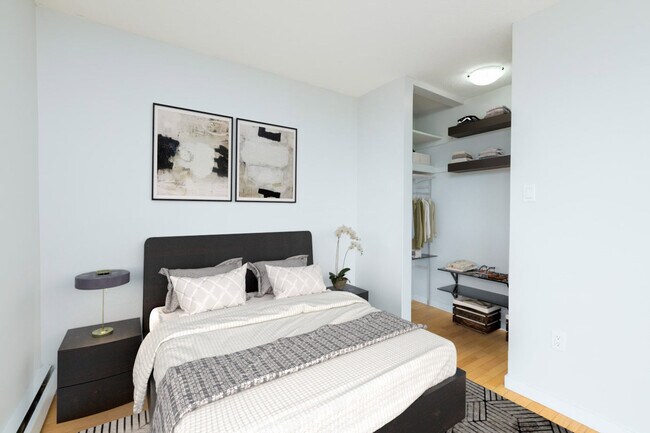 Photo - Hendry House Unit 00202