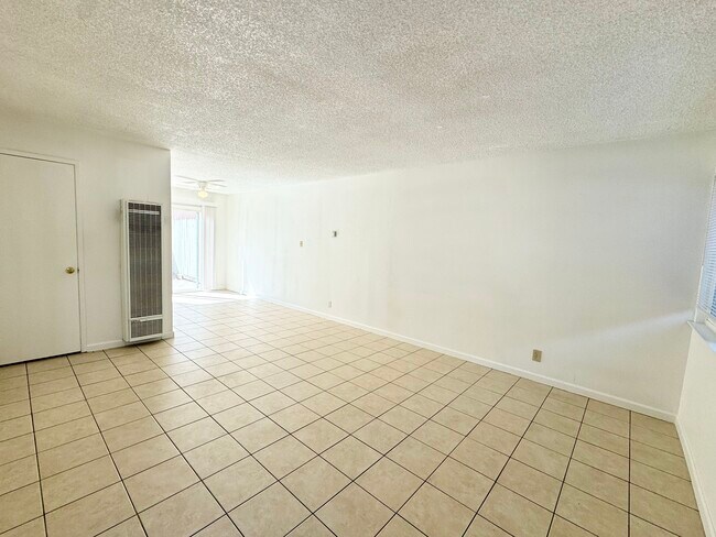 Photo - 131 Freeway Dr Townhome