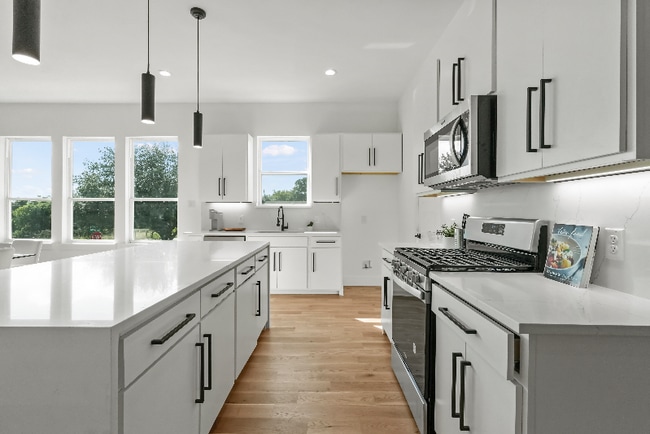 Photo - 1404 Hamburg St