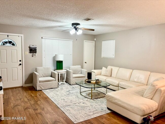 Photo - 103 Brookwood Cir