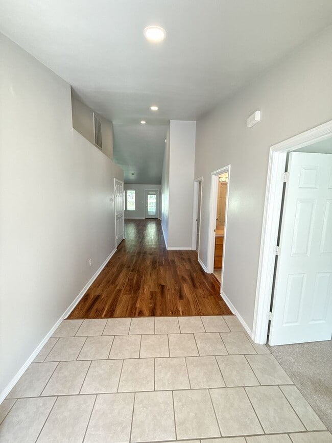 Photo - 3 bedroom, 2 bath home on Harbor Links Golf Course