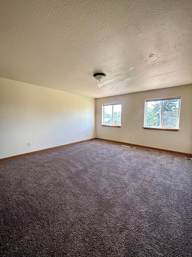 Photo - 314 5th Ave W Unit 314 5th Ave