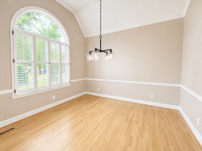 Photo - 202 Mallowrose Ln