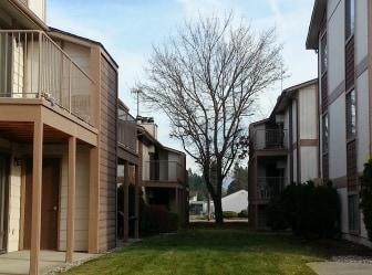 Amberwood Club Apartments - Amberwood Club Apartments