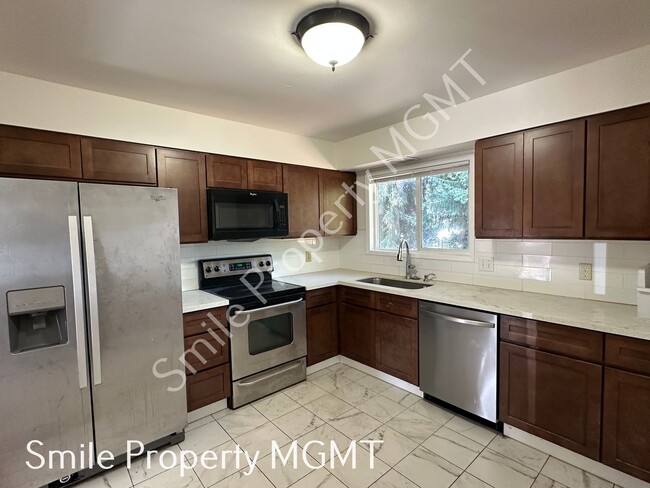Photo - 1003 NE 175th Ave