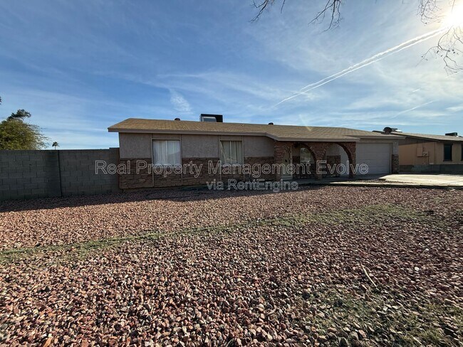 Photo - 4717 N 82nd Ave