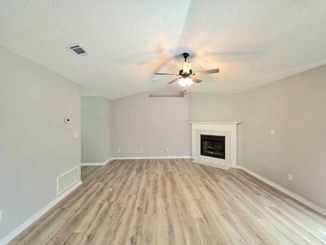Photo - Charming 3-Bedroom Home