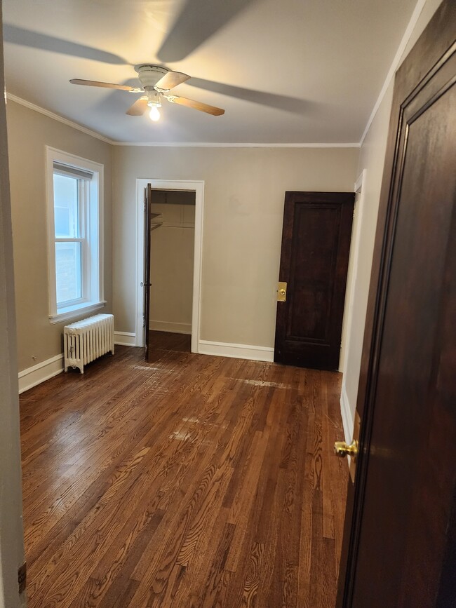 Photo - 4842 Elm St Apartments Unit 3