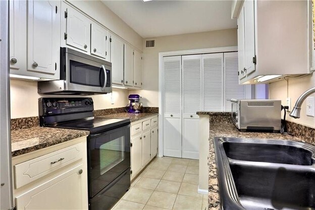 Photo - 40 Arpege Way NW Unidad 40