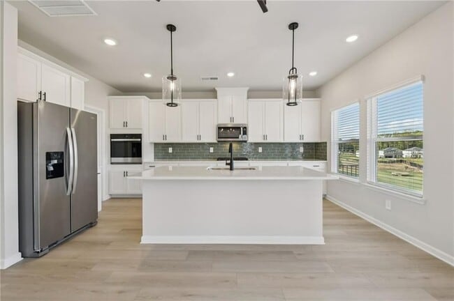 Photo - 2968 Sweet Red Cir