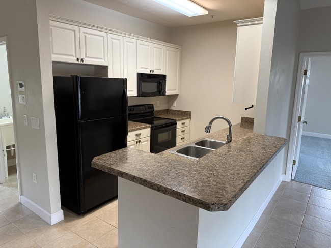 Photo - 8763 SW 27th Ln Unidad 201