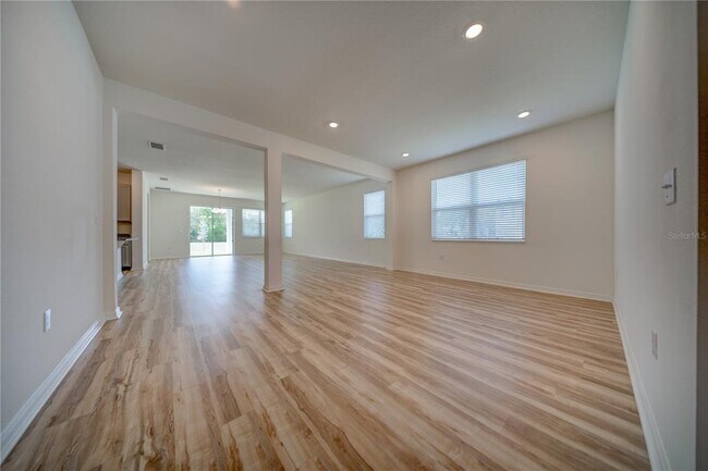 Photo - 16300 Winding Preserve Cir