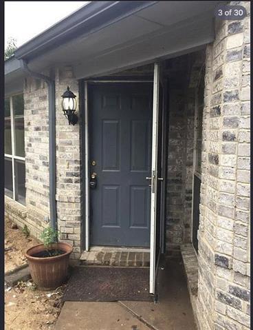 Photo - 2202 Brookview Dr