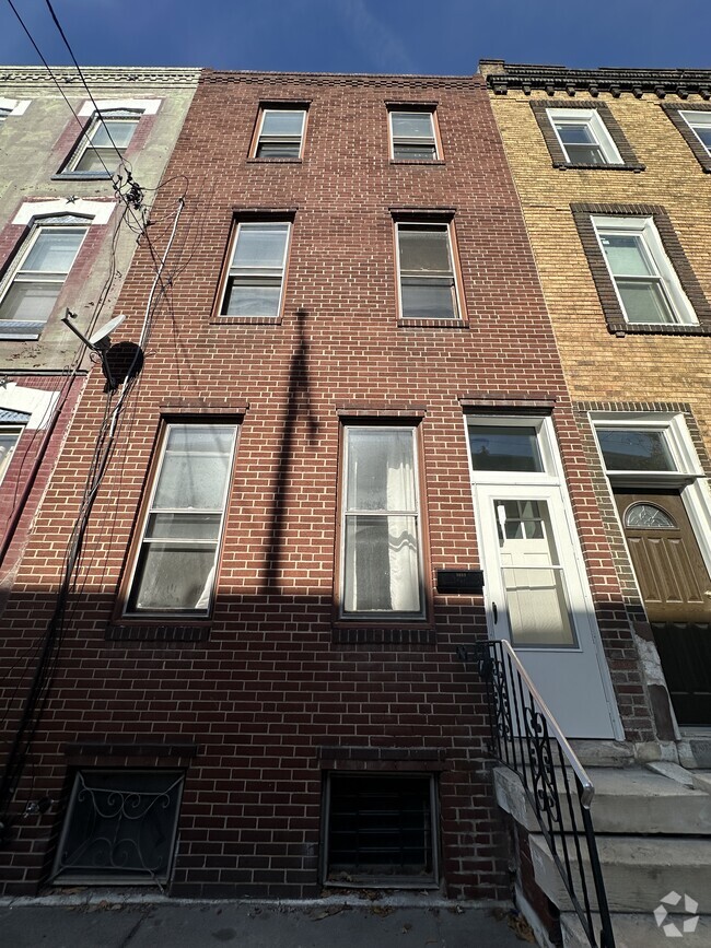 Building Photo - 1607 Wharton St Rental