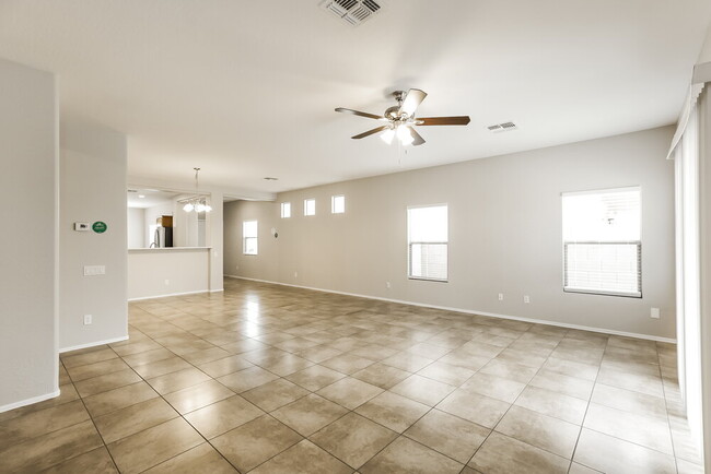 Photo - 5418 W Pollack St