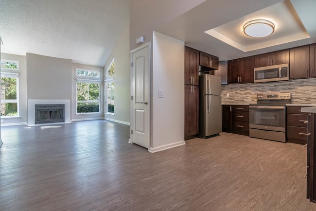 Canyon Crest Views Apartments