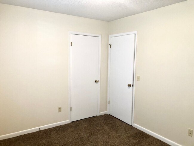 Photo - 812 Glenwood Rd