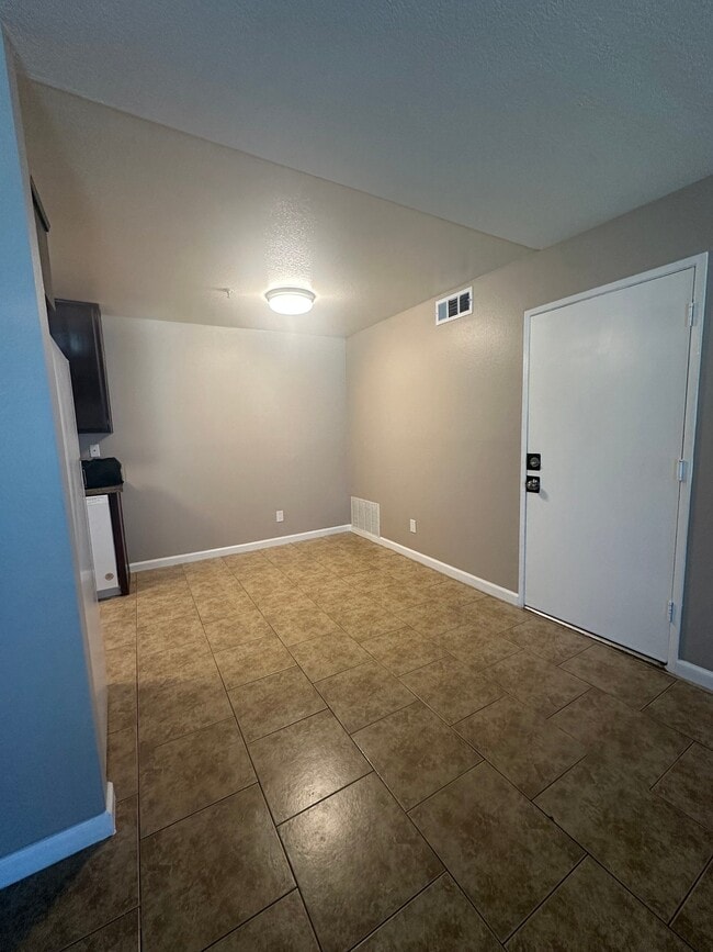 Photo - 17464 Upland Ave Unit 2A