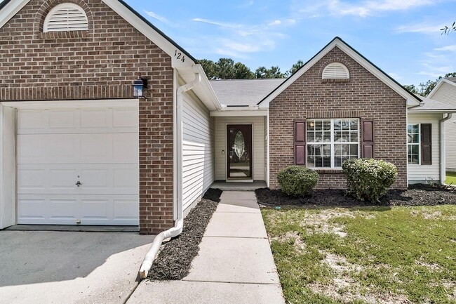 124 Dovetail Cir