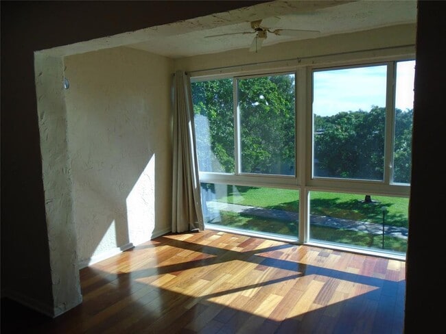 Photo - 608 SW Natura Blvd Unit 309