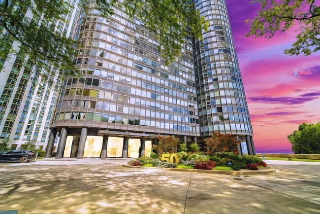 Building Photo - 155 N Harbor Dr Rental