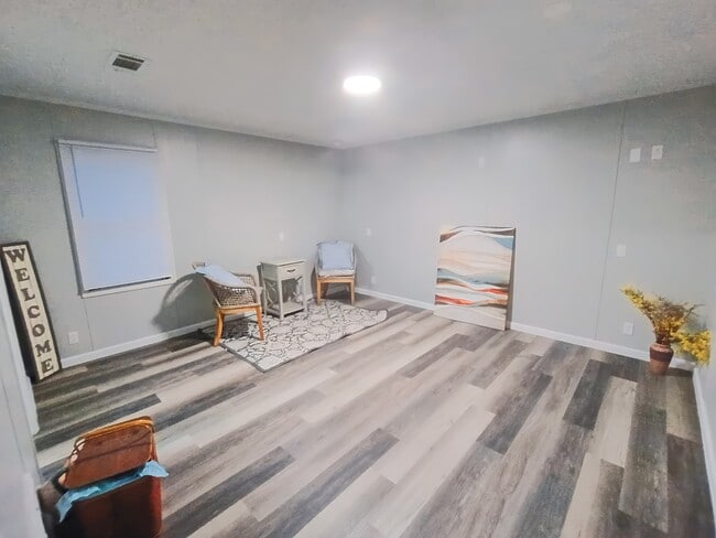 Photo - 46 Deerwood Park