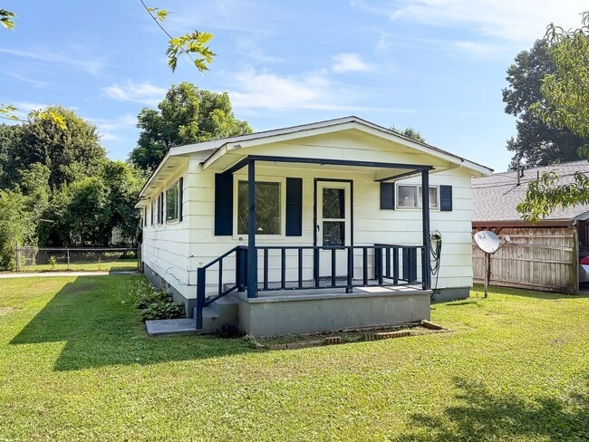 Photo - 5801 Clover St