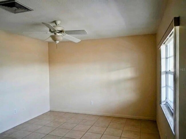 Photo - 4744 Azalea Dr Unidad 204