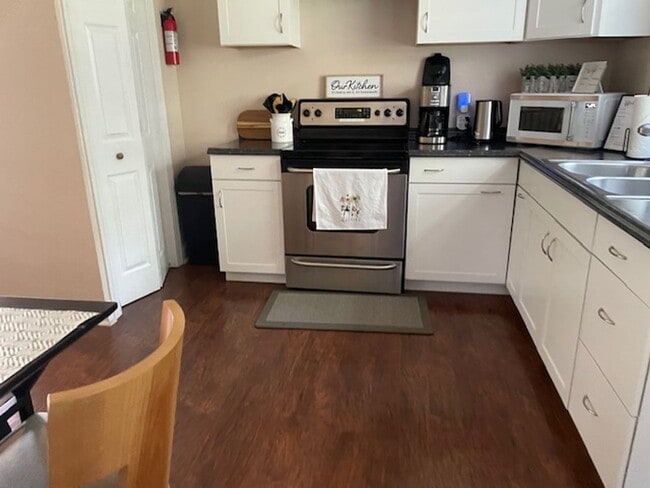 Photo - Charming, 3 bed, 1 bath ranch just mins from VA hospital