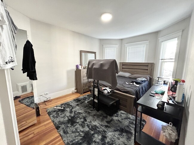 Photo - 37 Sudan St Unit 2