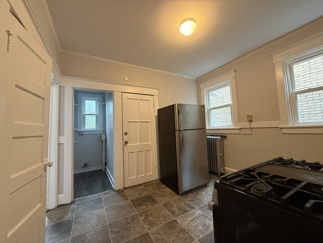 Photo - 221 S Swan St