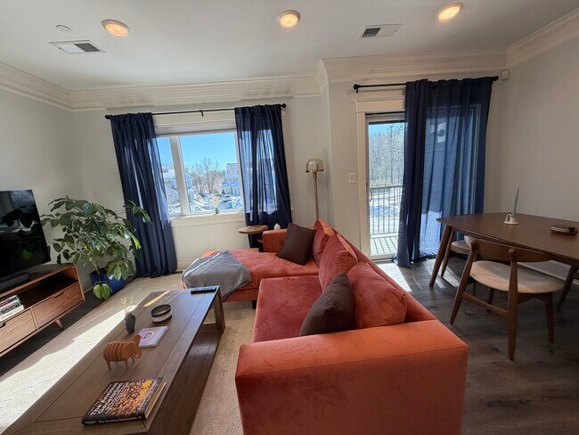 Photo - 17 Hennery Wy Unit 17G