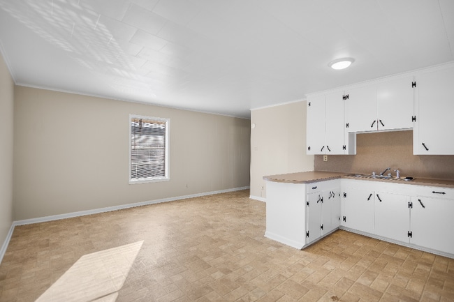 Photo - 206 Parmley Dr Unit 24