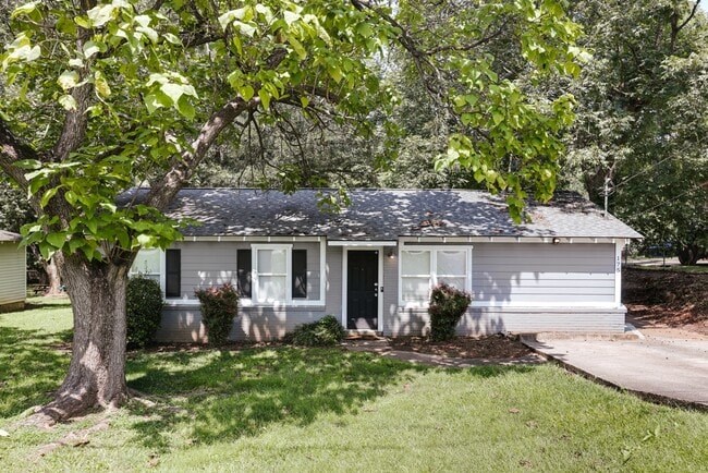 Photo - 175 Herman St