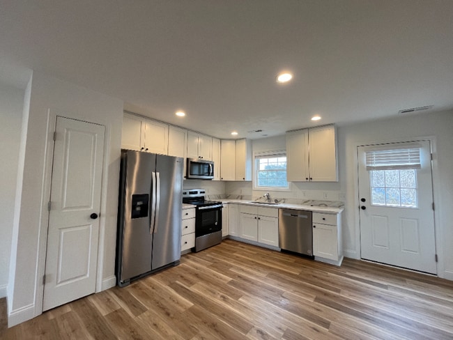 Photo - 9355 Redtop Ct Unit 9355