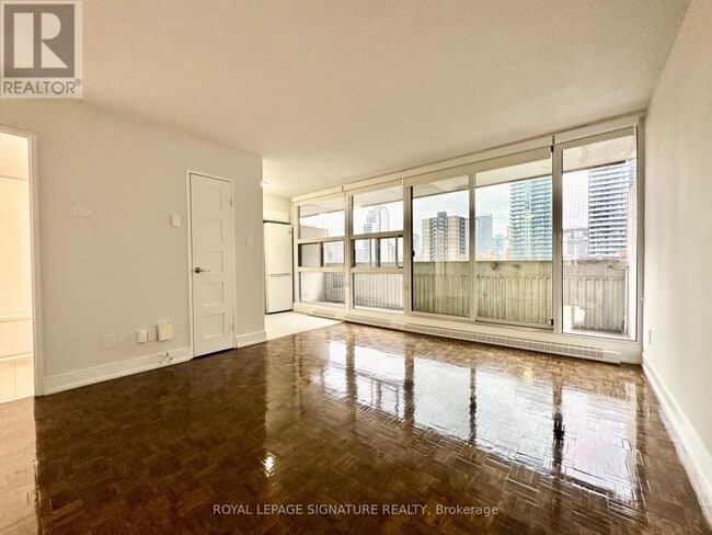 Photo - 33 Isabella St Unité 701