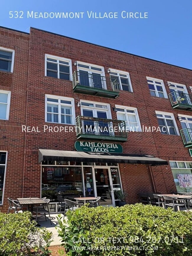 Photo - 532 Meadowmont Village Cir