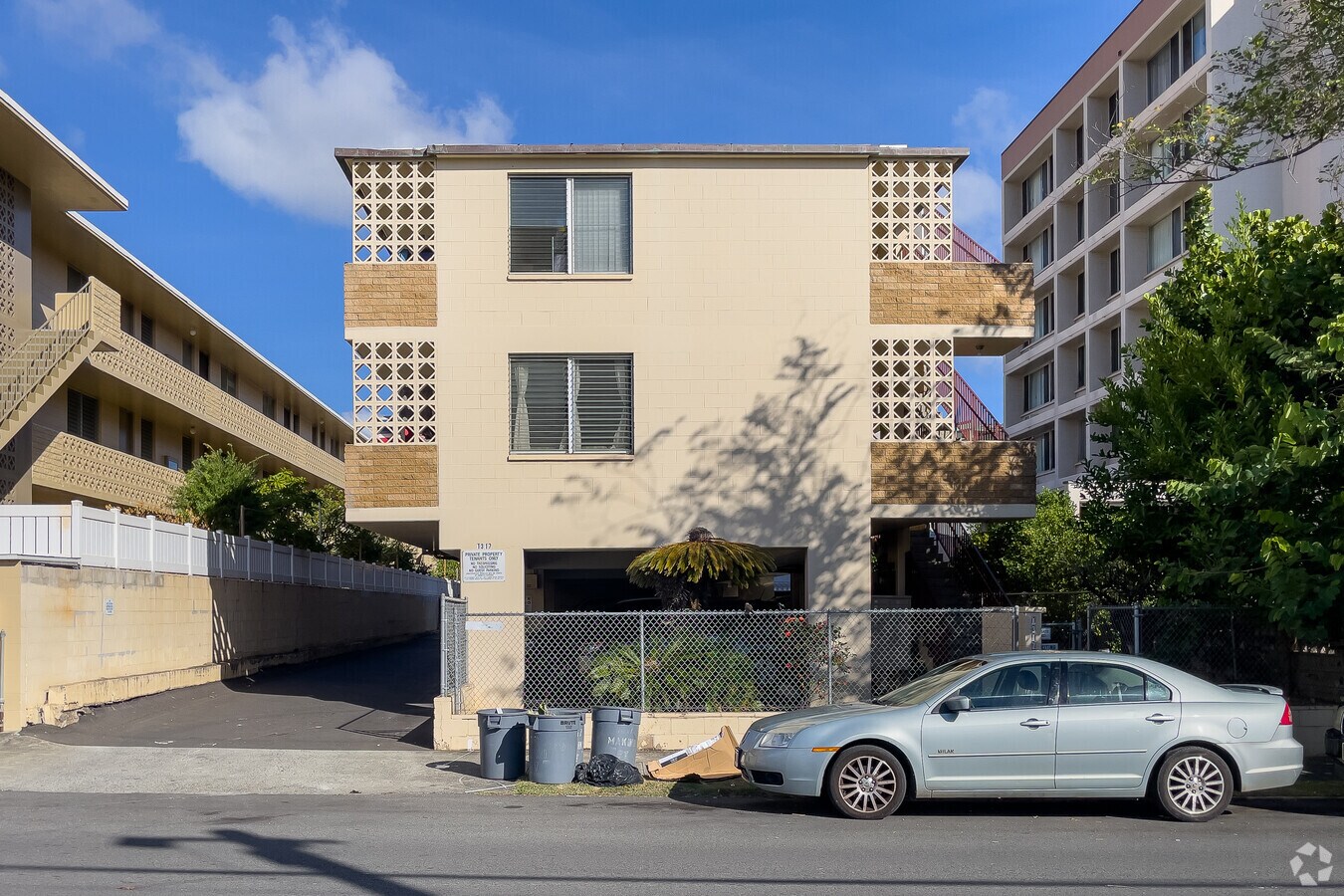 Photo - 1317 Makiki St