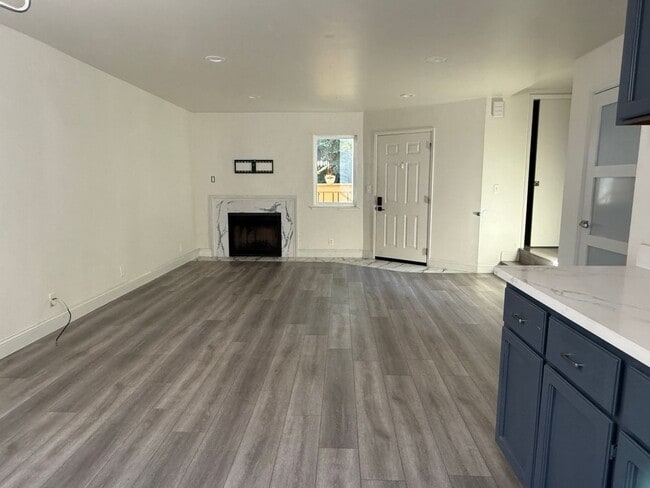 Photo - Well Appointed 3 Bedroom 2.5 Bath Townhome in Perfect Campbell Location!