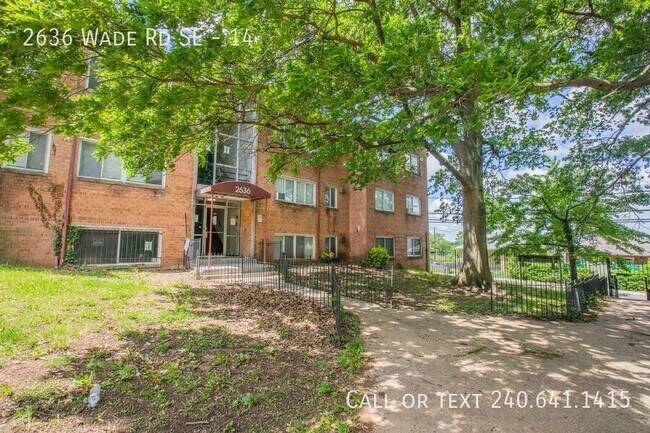 Photo - 2636 Wade Rd SE