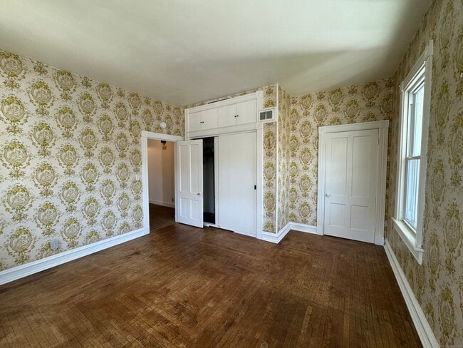Photo - 215 Greenwood Ave Unit B